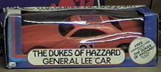 boxed General Lee (no figures)