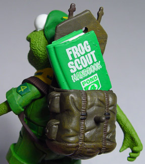 Frog Scout Robin action figure