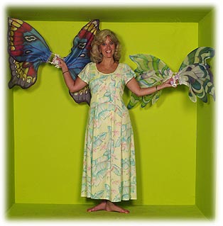 haystack_kathy_wings.jpg - 19304 Bytes