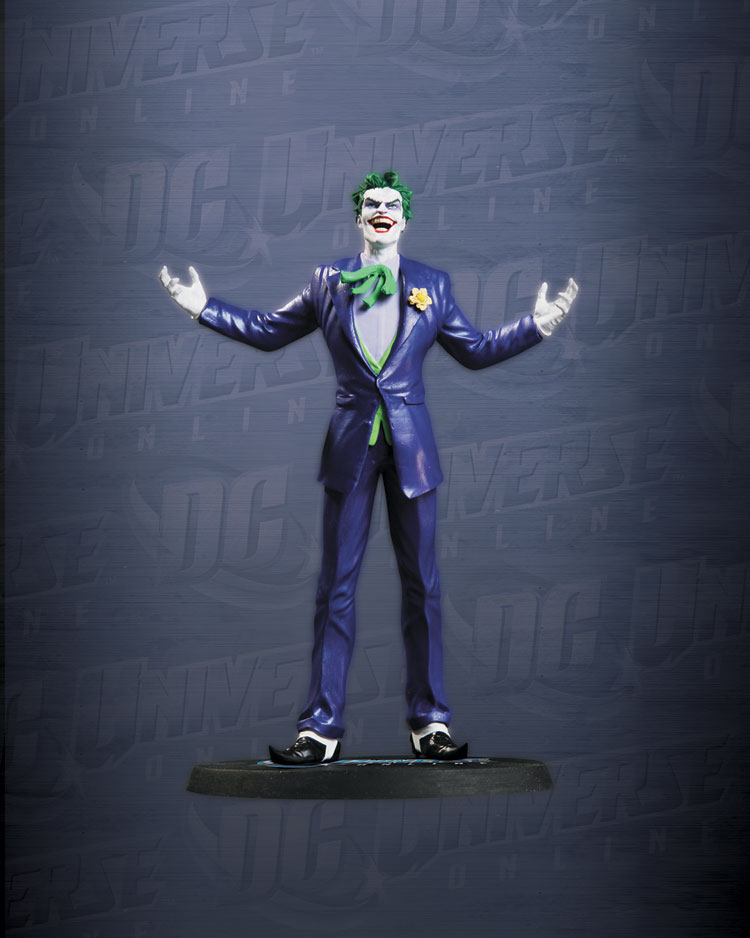 DC UNIVERSE ONLINE STATUE: THE JOKER