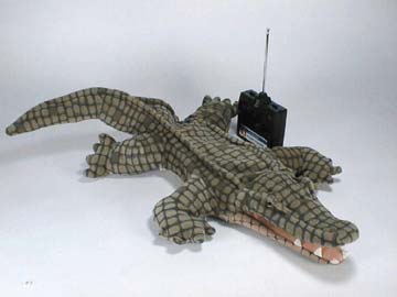 n2_plush_rc_croc.jpg - 10046 Bytes