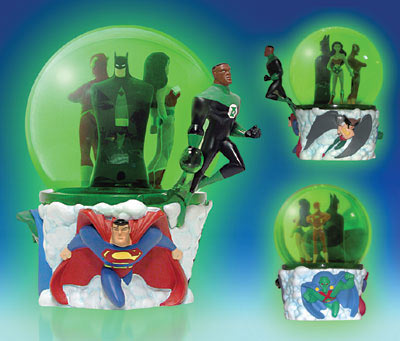 JUSTICE LEAGUE ANIMATED SNOWGLOBE