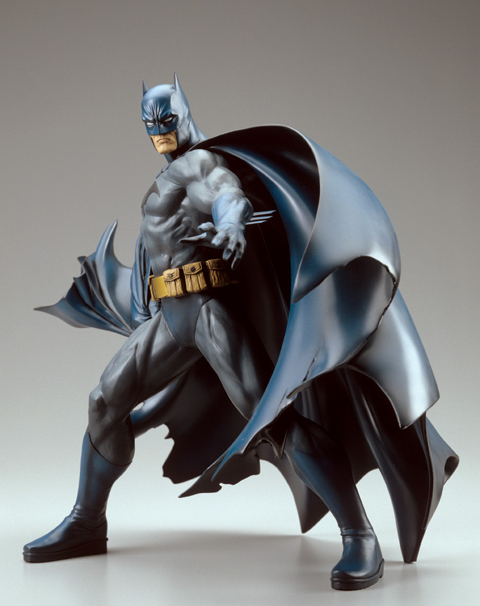 BATMAN VINYL STATUE