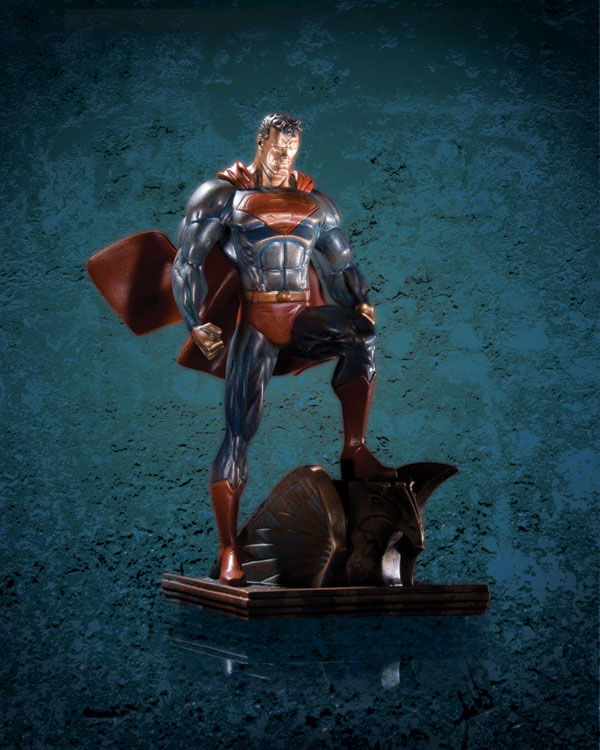 SUPERMAN PATINA MINI STATUE