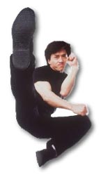 jackie_kick.jpg - 4873 Bytes