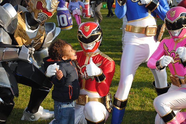 Saban's Power Rangers Megaforce Participate in 2013 White House Easter Egg Roll