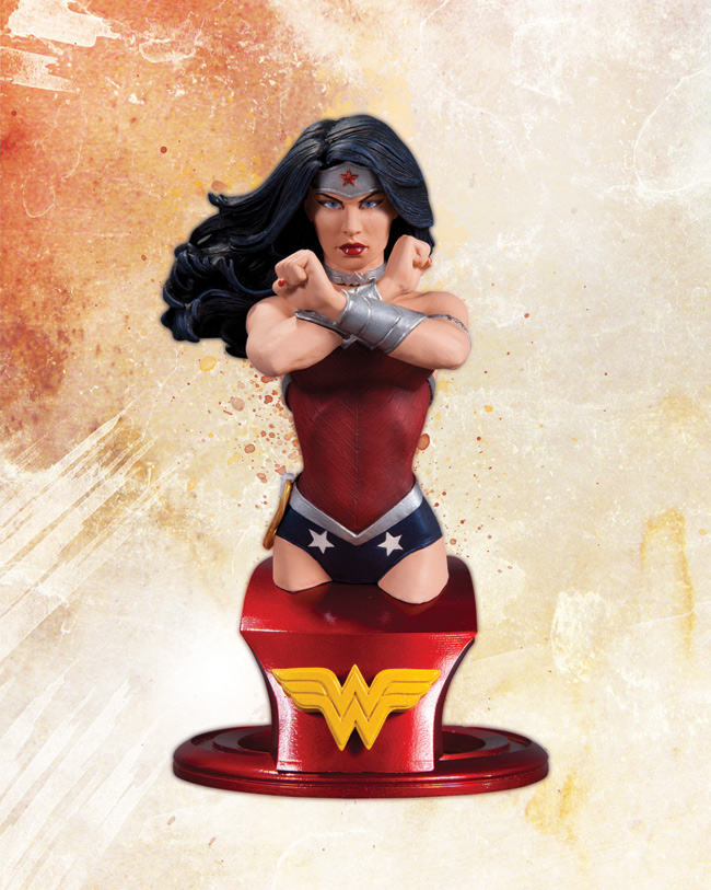  WONDER WOMAN BUST