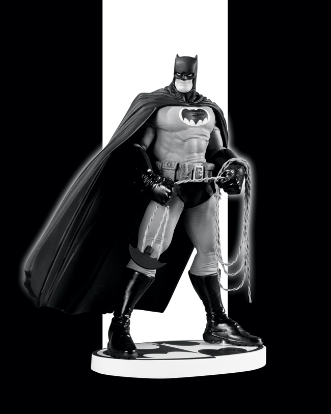 BATMAN BLACK AND WHITE STATUE BY FRANK MILLER (SECOND EDITION)