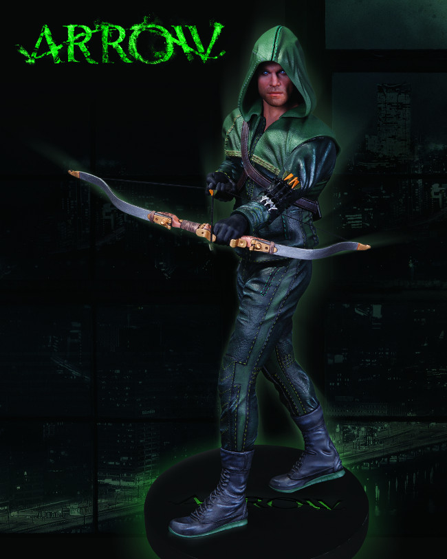  Oliver Queen Statue