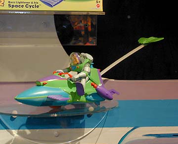 toystory_cycle.jpg - 15036 Bytes