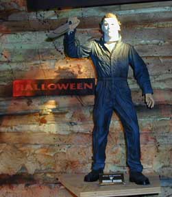 18inchmichaelmyers.jpg - 12041 Bytes