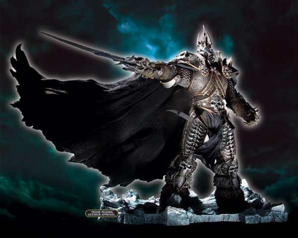 World of Warcraft Deluxe Collector Figure: the Lich King: Arthas Menethil