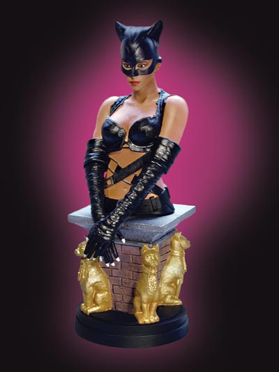 CATWOMAN MOVIE MINI-BUST: HALLE BERRY AS CATWOMAN