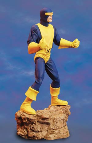 Cyclops statue from diamond select