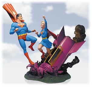 dcd_supergirl_statue.jpg - 18941 Bytes