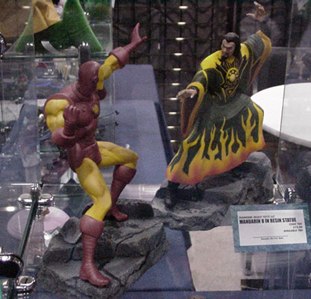 diamond comics booth at the 2002 Wizard World Chicago